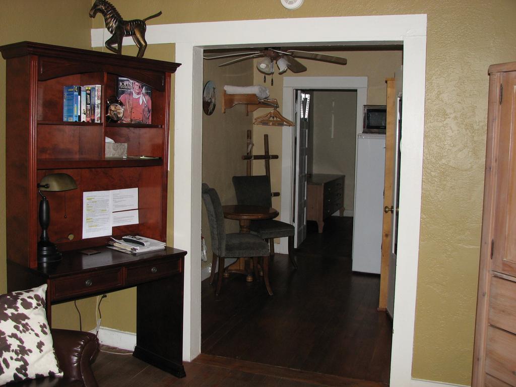 Cottonwood Hotel Kamer foto